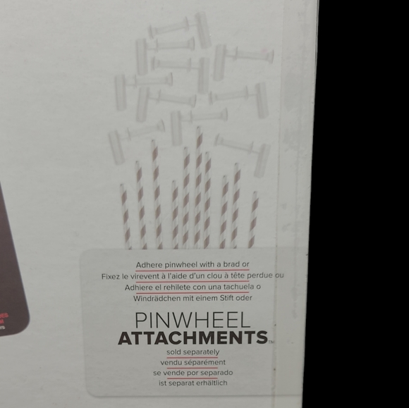 NEW - WE R MEMORY KEEPERS PINWHEEL PUNCH BOARD - Picture 7 of 7